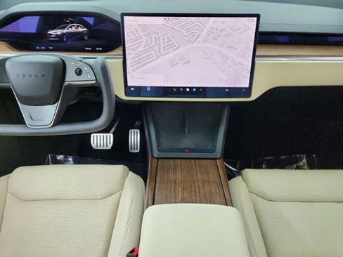 Used 2023 Tesla Model X image 38