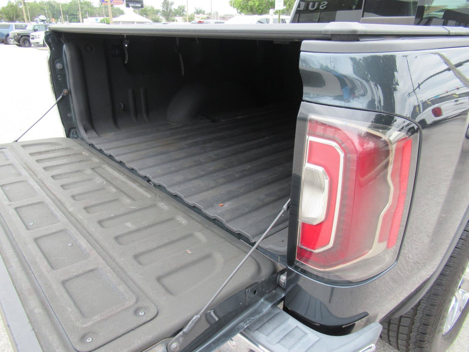 Used 2017 GMC Sierra 1500 SLT AWD/4WD image 32