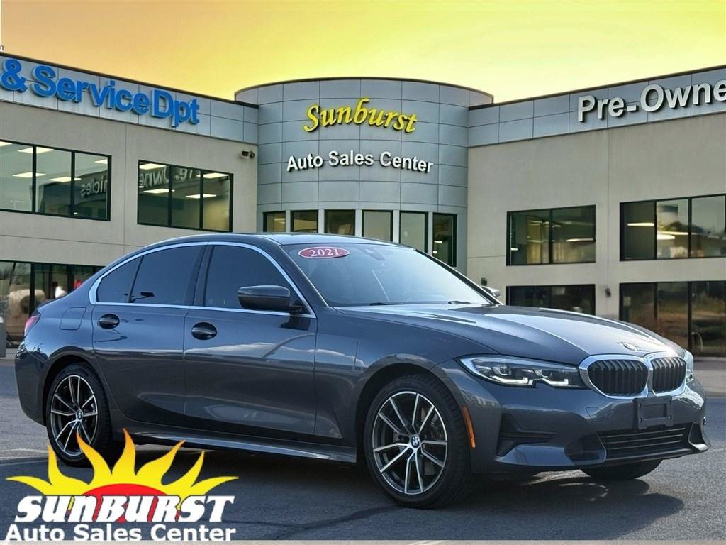 Used 2021 BMW 330i xDrive Sedan AWD/4WD image 1
