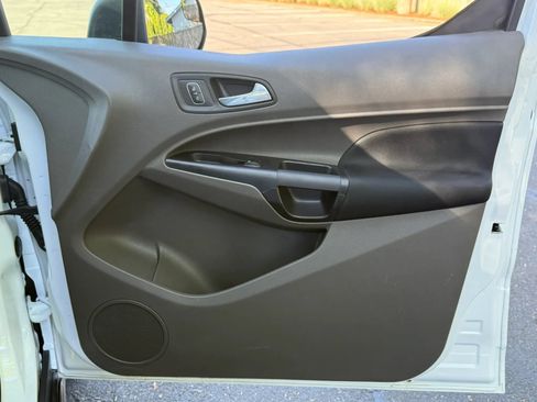 Used 2020 Ford Transit Connect XL FWD image 21