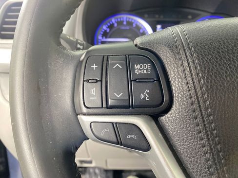 Certified 2019 Toyota Highlander Limited image 15