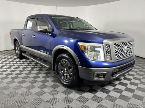 Used 2018 Nissan Titan Platinum Reserve RWD image 2