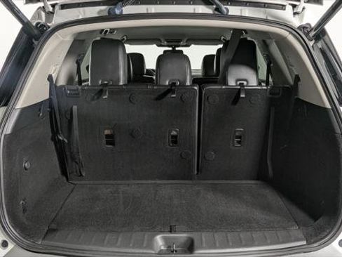 Used 2022 Nissan Pathfinder SL image 19