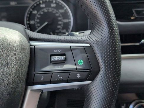 Used 2025 Mitsubishi Outlander SE FWD image 21