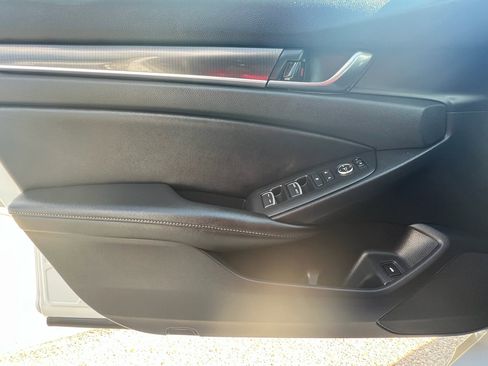 Used 2022 Honda Accord Sport image 16