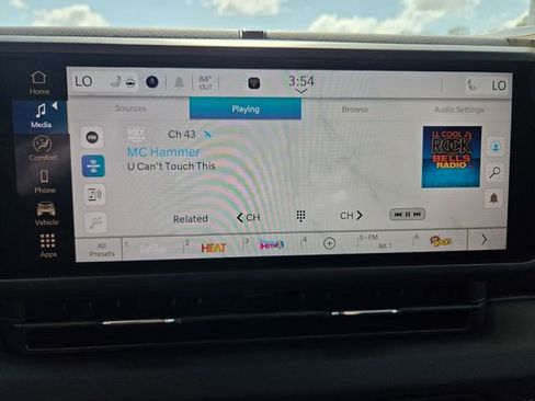 Used 2026 Jeep Gladiator Sport image 25