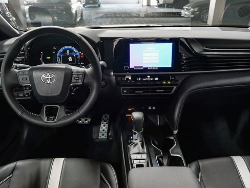 New 2026 Toyota Camry SE image 13