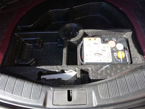 Used 2020 Ford Fusion SE FWD image 38