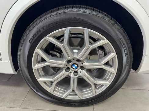 Used 2023 BMW X7 xDrive40i w/ Premium Package image 55