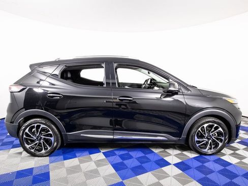 Used 2022 Chevrolet Bolt EUV Premier image 4