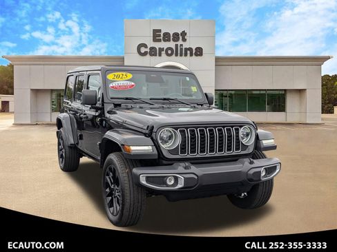 Certified 2025 Jeep Wrangler Unlimited Sahara w/ Safety Group AWD/4WD image 1