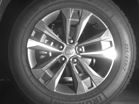 Used 2025 Chevrolet Equinox LT image 12