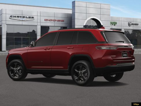 New 2025 Jeep Grand Cherokee Altitude image 4