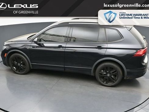 Used 2022 Volkswagen Tiguan SE R-Line FWD image 46
