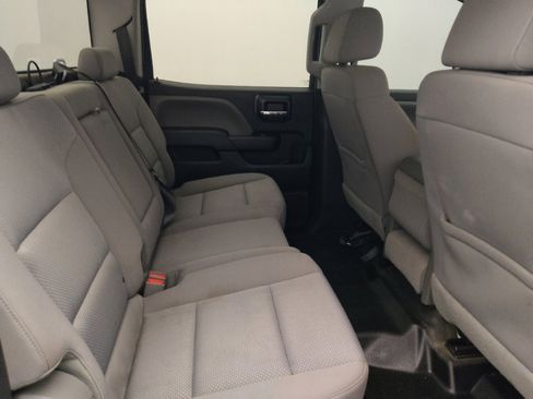 Used 2018 Chevrolet Silverado 1500 Custom w/ Trailering Package RWD image 19