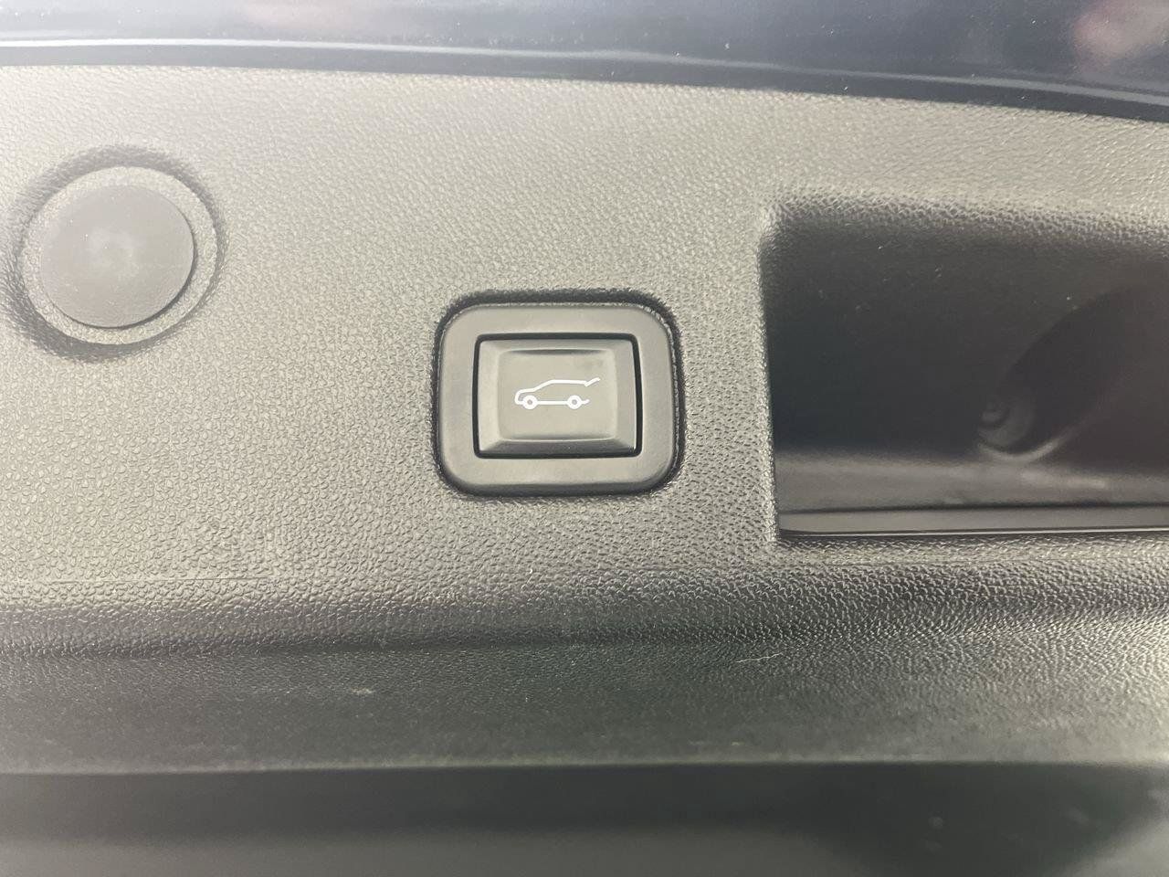 Certified 2021 Chevrolet Equinox LT FWD image 30