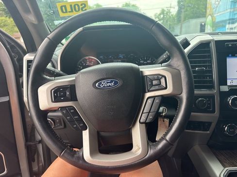 Used 2019 Ford F250 Lariat w/ Tow Technology Bundle AWD/4WD image 14