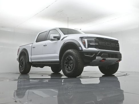 Certified 2025 Ford F150 Raptor w/ Equipment Group 803A Raptor R AWD/4WD image 52