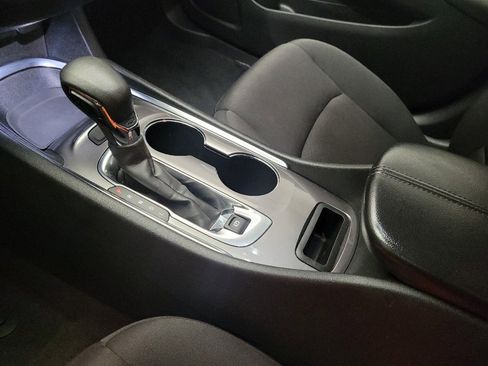 Used 2022 Chevrolet Malibu LT FWD image 26