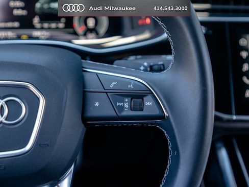 Used 2023 Audi Q8 Premium Plus w/ Premium Plus Package AWD/4WD image 18