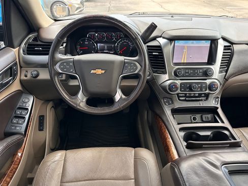Used 2015 Chevrolet Suburban LTZ image 8