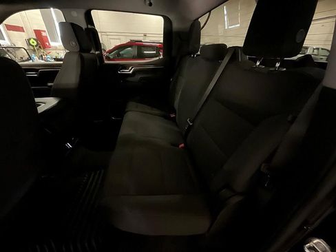 Used 2023 Chevrolet Silverado 1500 LT image 26