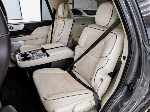 Used 2022 Lincoln Navigator Black Label image 45
