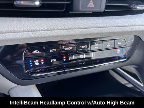 Certified 2023 Buick Envision Avenir image 33