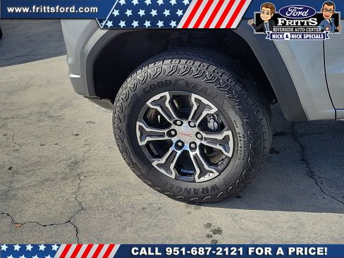 Used 2023 GMC Canyon AT4 w/ AT4 Premium Package image 19