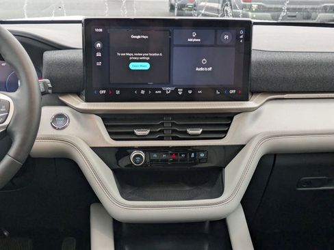 New 2026 Ford Explorer Active w/ Active Comfort Package image 13