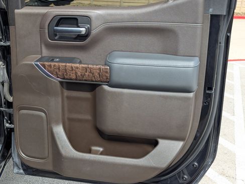 Used 2019 GMC Sierra 1500 Denali w/ Denali Ultimate Package image 26