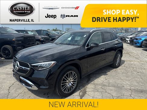 Used 2024 Mercedes-Benz GLC 300 4MATIC image 1