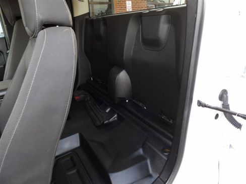 Used 2021 Chevrolet Colorado LT w/ Fleet Safety Package image 11