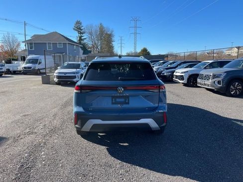 New 2026 Volkswagen Tiguan SE image 3