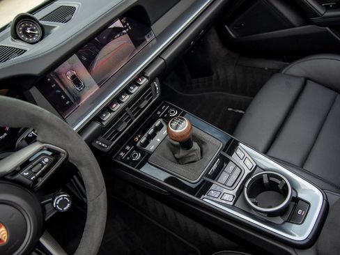 New 2026 Porsche 911 Carrera T image 34