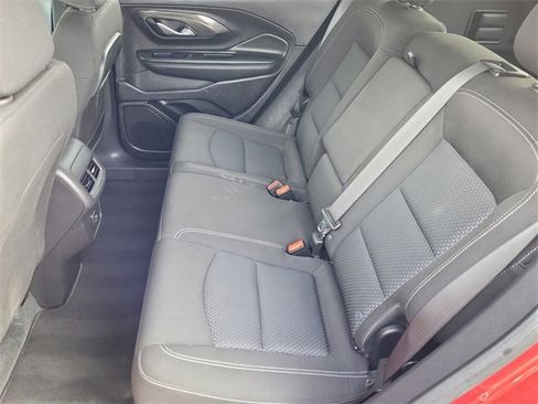Used 2024 GMC Terrain SLE w/ Driver Convenience Package image 22