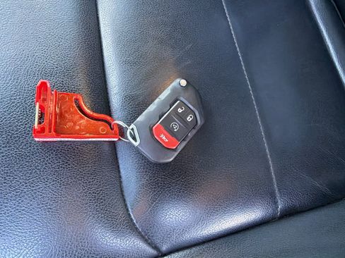 Used 2021 Jeep Wrangler Unlimited Sahara image 20