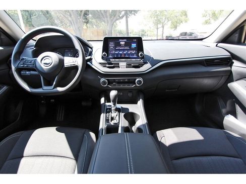 New 2025 Nissan Altima 2.5 S image 7