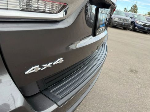 Used 2020 Jeep Grand Cherokee Laredo image 18