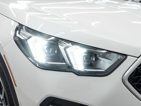 Used 2025 BMW X2 xDrive28i w/ Convenience Package image 37