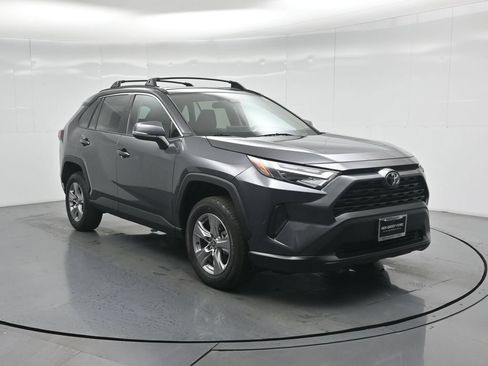 Used 2024 Toyota RAV4 XLE w/ Convenience Package FWD image 48