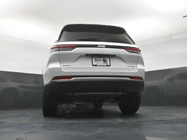 New 2027 Jeep Grand Cherokee Limited AWD/4WD image 23
