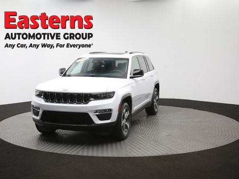 Used 2022 Jeep Grand Cherokee Limited 4xe w/ MOPAR Finishing Package AWD/4WD image 57