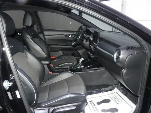 Used 2021 Kia Forte GT-Line w/ GT-Line Premium Package image 22