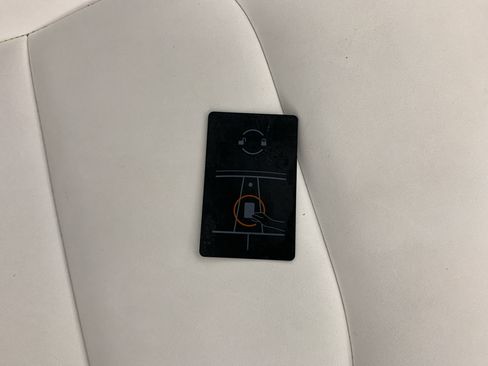 Used 2020 Tesla Model Y Long Range AWD/4WD image 40