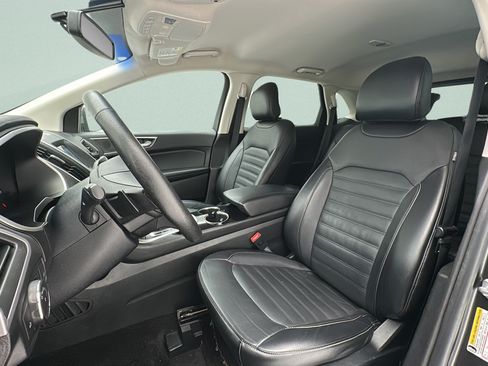 Used 2016 Ford Edge SEL w/ Equipment Group 201A FWD image 13