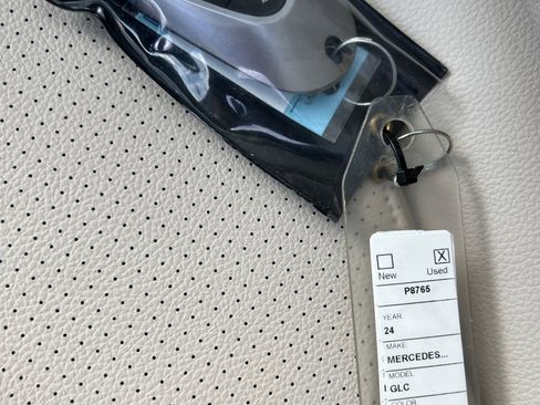 Used 2024 Mercedes-Benz GLC 300 300 image 38