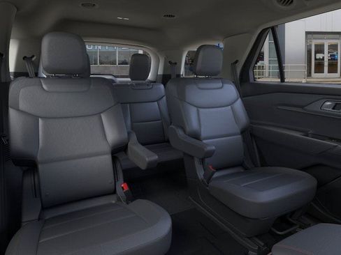 Used 2026 Ford Explorer Active w/ Active Comfort Package AWD/4WD image 11