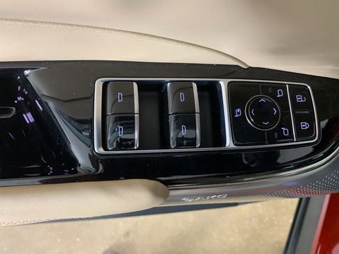 Used 2024 Cadillac Lyriq Sport w/ Nappa Leather Package AWD/4WD image 18