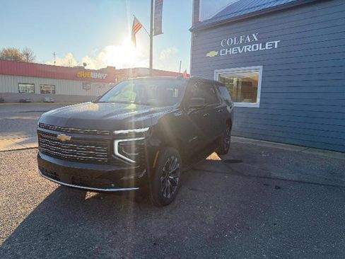 New 2026 Chevrolet Suburban High Country AWD/4WD image 9
